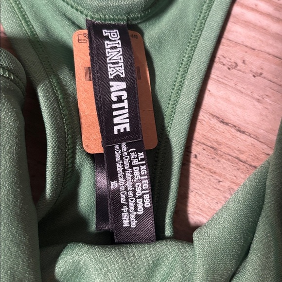 NWT Pink Victoria’s Secret Seamless Crop Top Womens S Green Notch Neck Ribbed - Picture 3 of 5